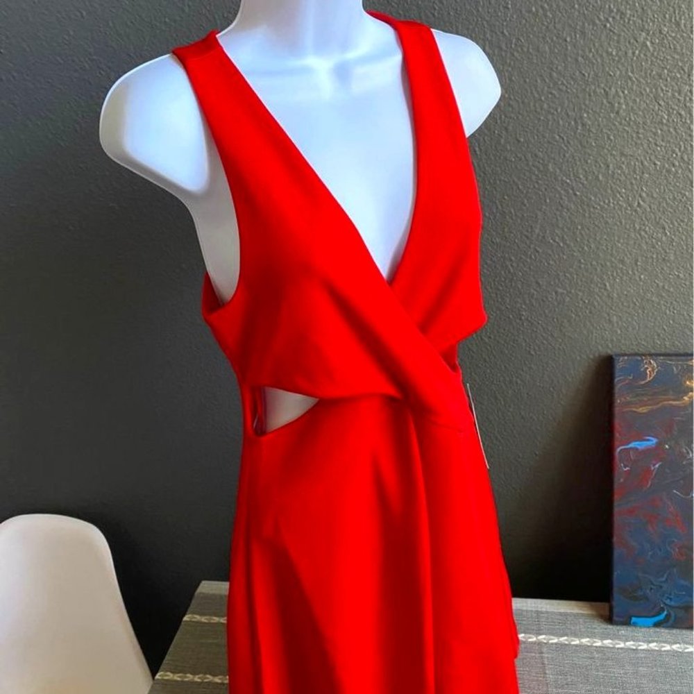Express Red Knee-Length Dress w/ Cutouts - Size 6
